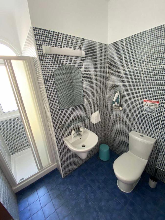 Villa Diana - 200 Meters From Kapparis, Fireman'S Beach 帕拉利米尼 外观 照片